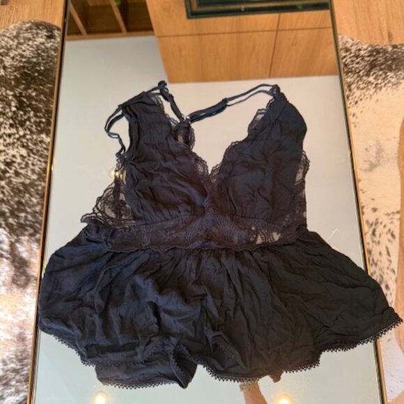 NWT Free People Lace Camisole Going Out Top in Washed Black - Size S - Picture 2 of 7